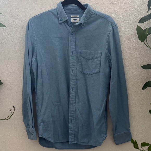 Old Navy Men’s Slim Fit Light Blue Button Down Shirt Size S - Picture 1 of 5